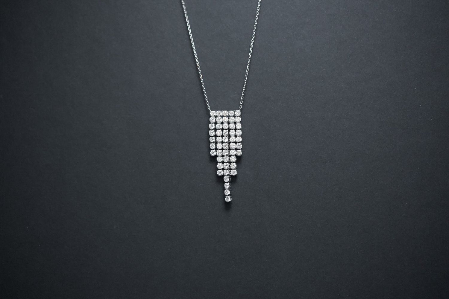 IBLX- 14KW 2.68g 2.00ctw Diamond Drop Necklace 18&quot;