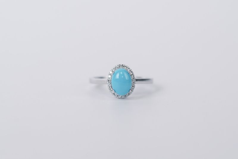 NTN- 14KW 2.00g .12ctw Diamond &amp; Turquoise Halo Ring (size 6.5)