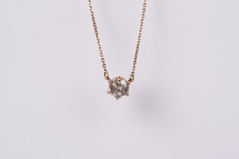 VDTT- 14KR 2.58g 1.12ctw LB/SI1 Diamond Solitaire Pendant 18&quot;