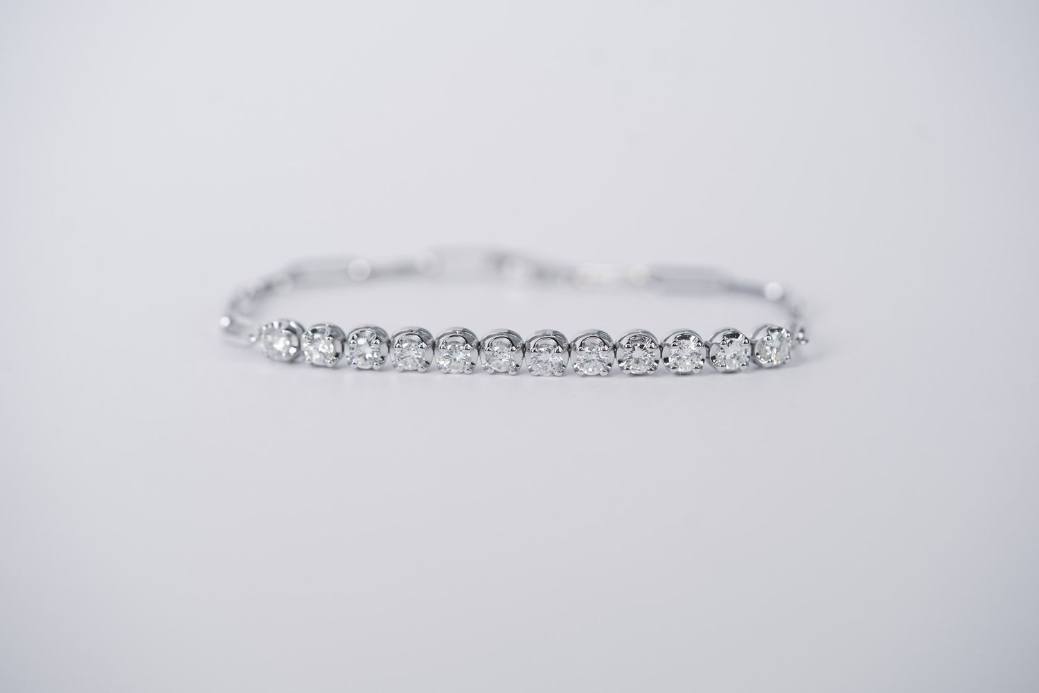 VNVN- 14KW 5.14g 1.50ctw Diamond Fashion Paperclip Bracelet 7&quot;