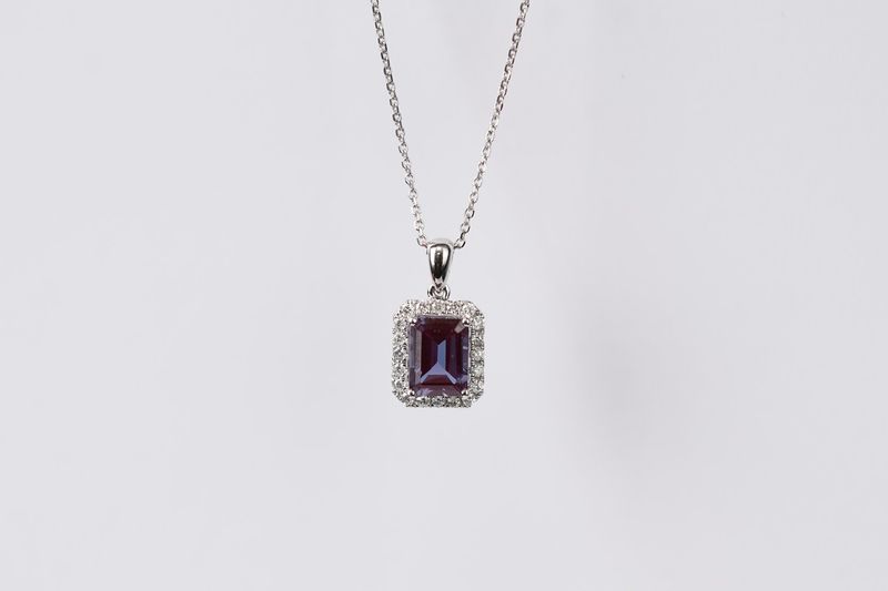 DABX- 14KW 3.16g 2.16ctw (1.90ctr) Created Alexandrite &amp; Diamond Halo Necklace 16-18"