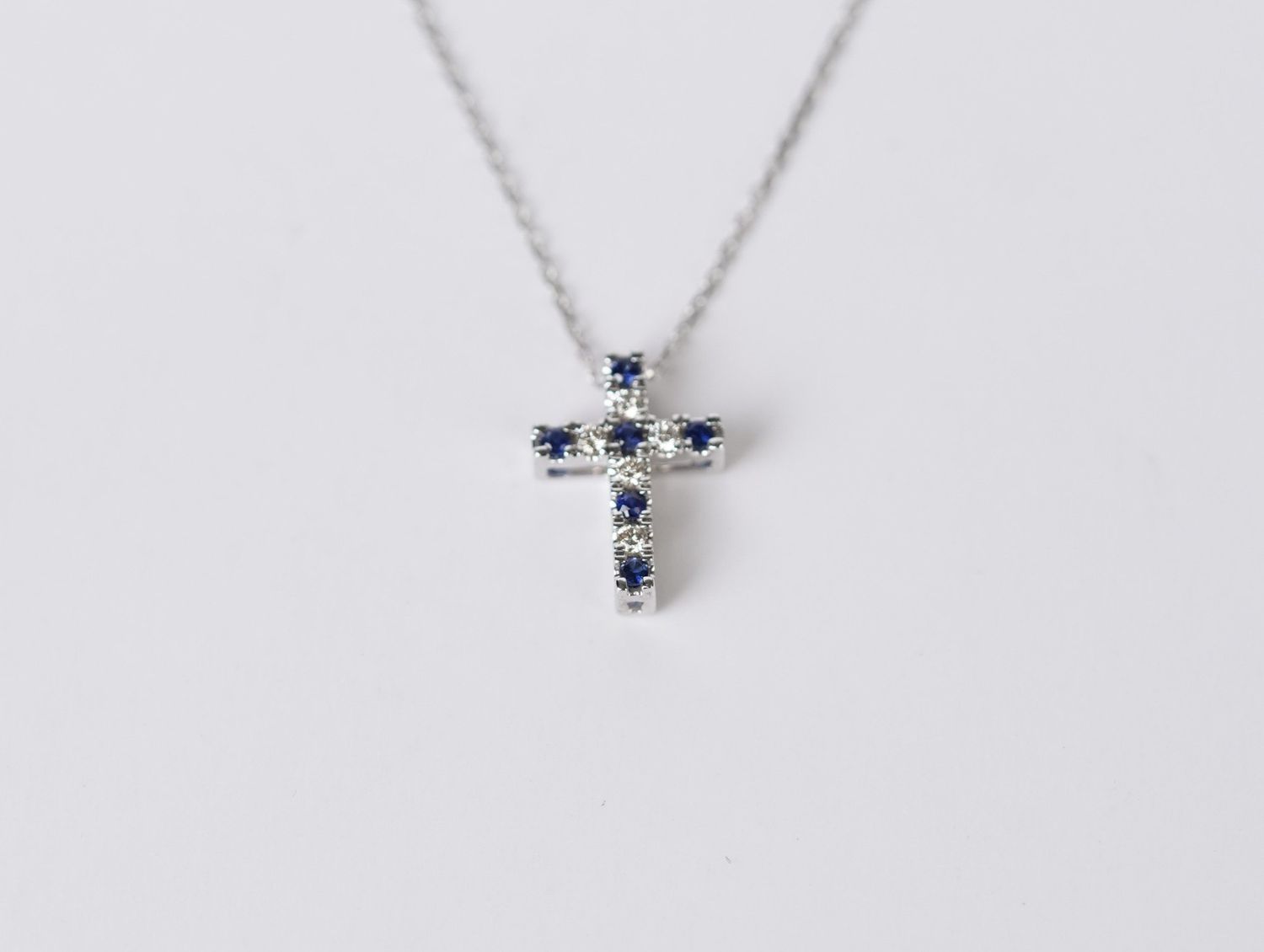 AVL- 14KW 1.8g .18ctw Sapphire &amp; Diamond Cross Necklace 16-18&quot;