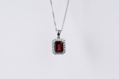 DTIX- 14KW 3.14g 2.12ctw (1.90ctr) Garnet &amp; Diamond Halo Necklace 16-18&quot;