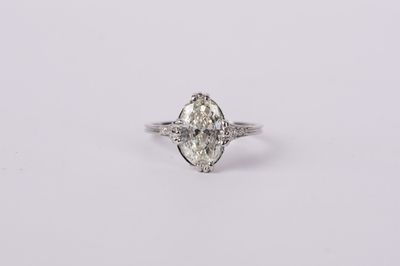 VNETT- Platinum 3.16g 2.50ctw (2.38ctr) I/SI2 Antique Oval Diamond Vintage Ring (size 7)