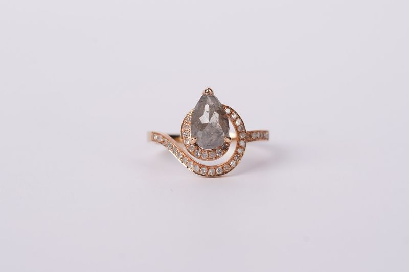 AETX- 18KR 2.80g 1.20ctw (1.00ctr) Salt &amp; Pepper Diamond Fashion Ring (size 6)