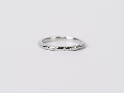AAT- 18KW 2.52g Engraved Orange Blossom Band (size 6)