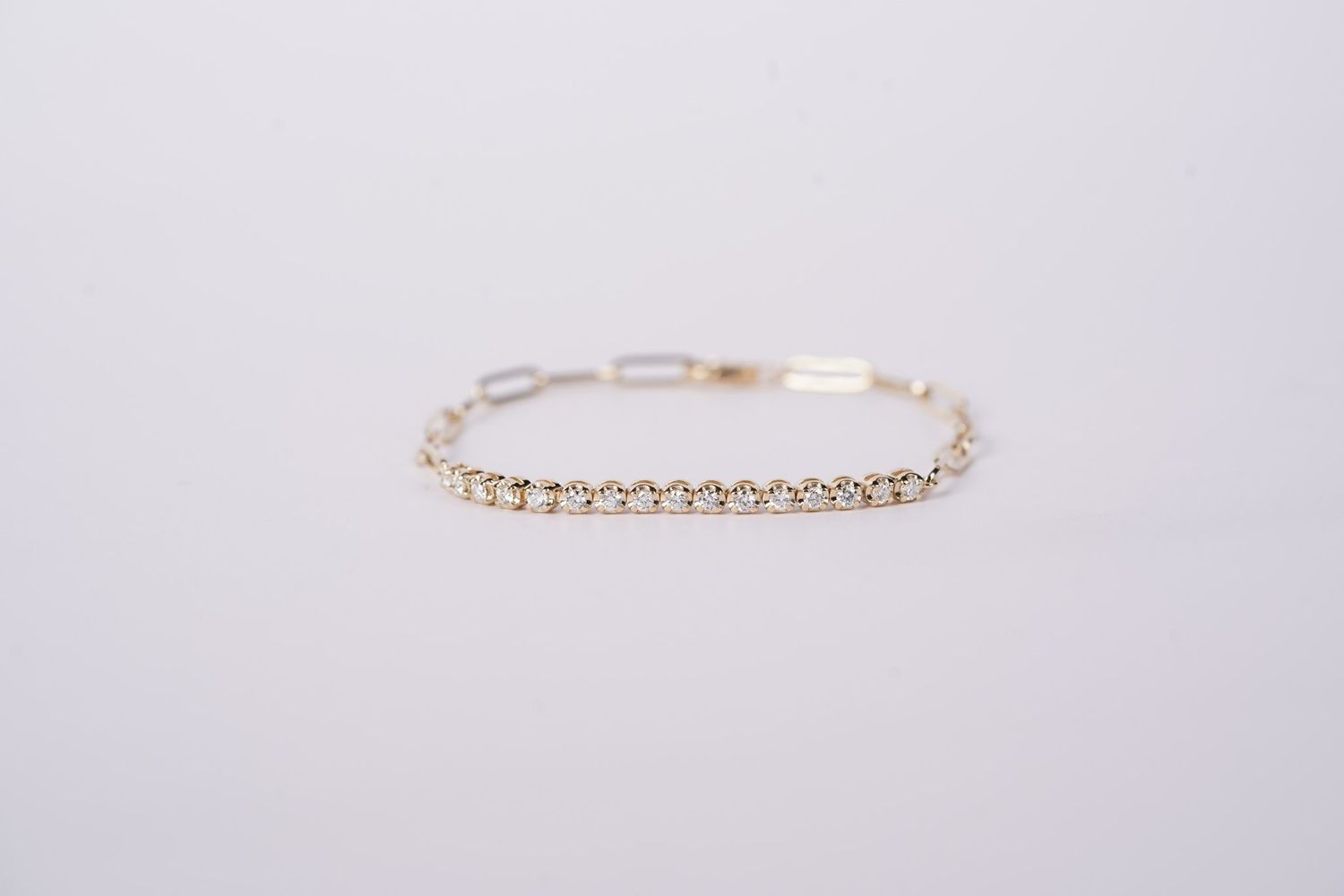 RETX- 14KY 4.13g .50ctw Diamond Fashion Paperclip Bracelet 7&quot;