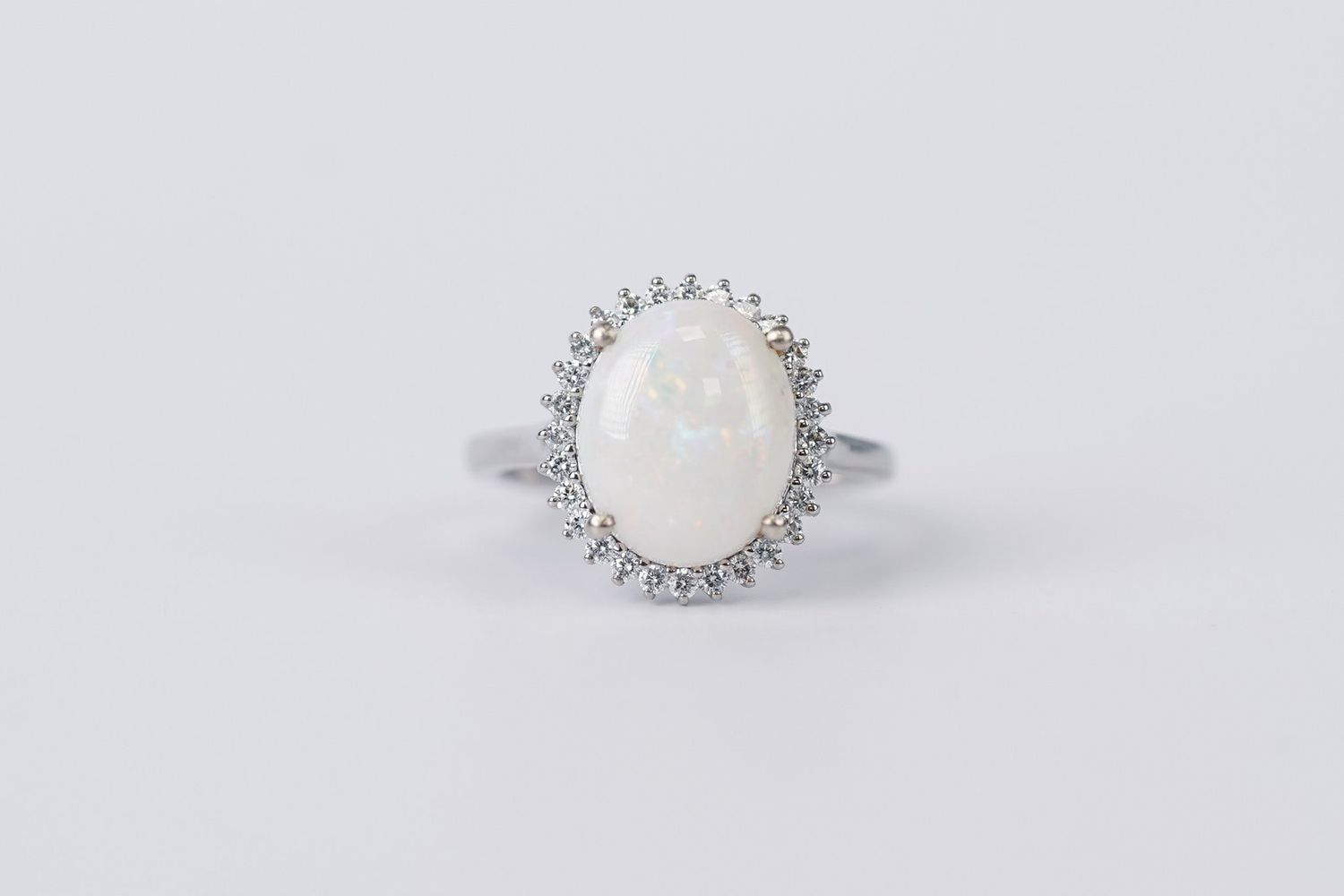 ELTX- 14KW 4.01g 2.74ctw (2.50ctr) Opal &amp; Diamond Halo Fashion Ring (size 6)