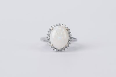 ELTX- 14KW 4.01g 2.74ctw (2.50ctr) Opal &amp; Diamond Halo Fashion Ring (size 6)