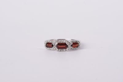 NLLX- 10KW 3.38g 1.28ctw Garnet &amp; Diamond Fashion Ring (size 7)