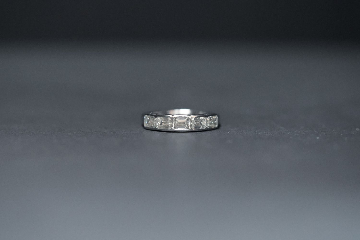 VIBB- 14KW 3.38g 1.50ctw H/VVS2 GIA Emerald Diamond Half Bezel Band (size 6.5)