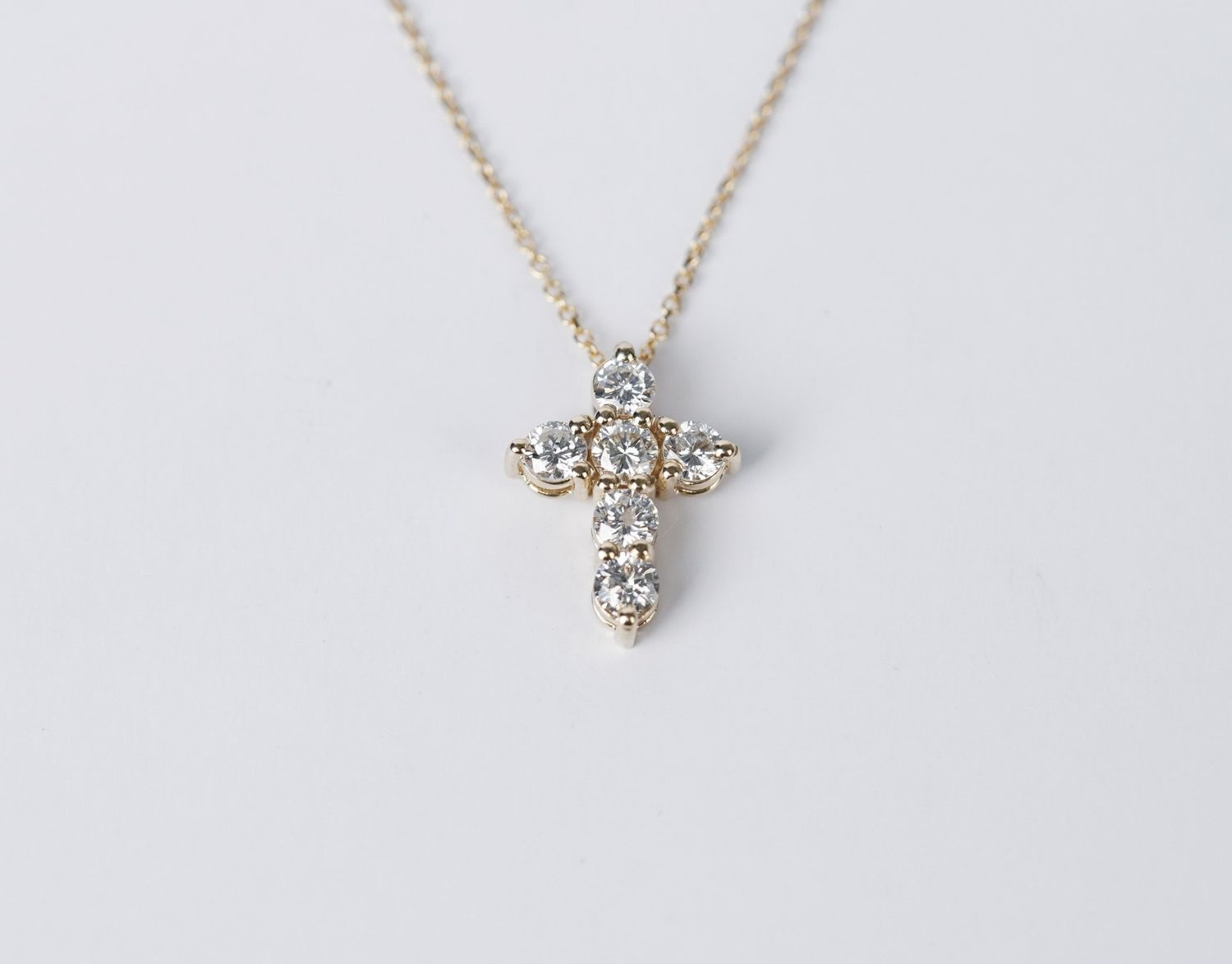VVDT- 14KY 3.7g 1.33ctw Diamond Cross Necklace 16-18&quot;