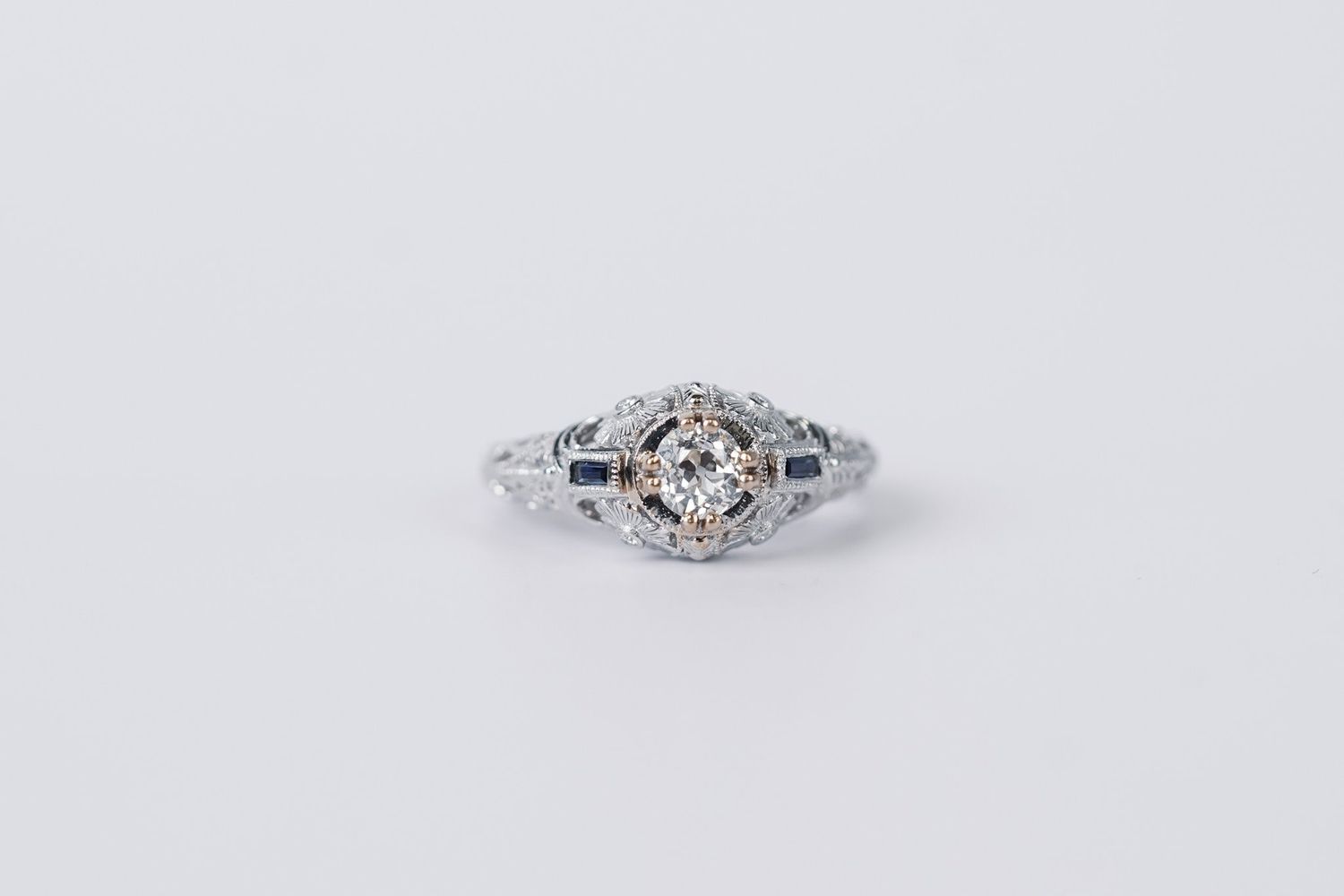 LTTX- 14KW 4.1g .62ctw (.50ctr) J/VS1 Mine Cut Diamond Antique Ring (size 6.5)