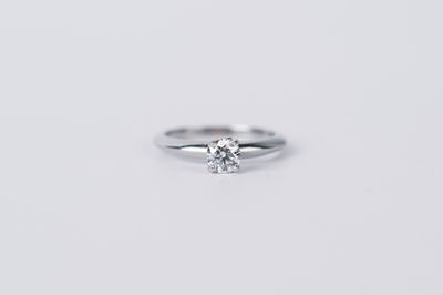 NETX- 18KW 3.06g .46ct Hearts on Fire Solitaire Engagement Ring (size 5.25)