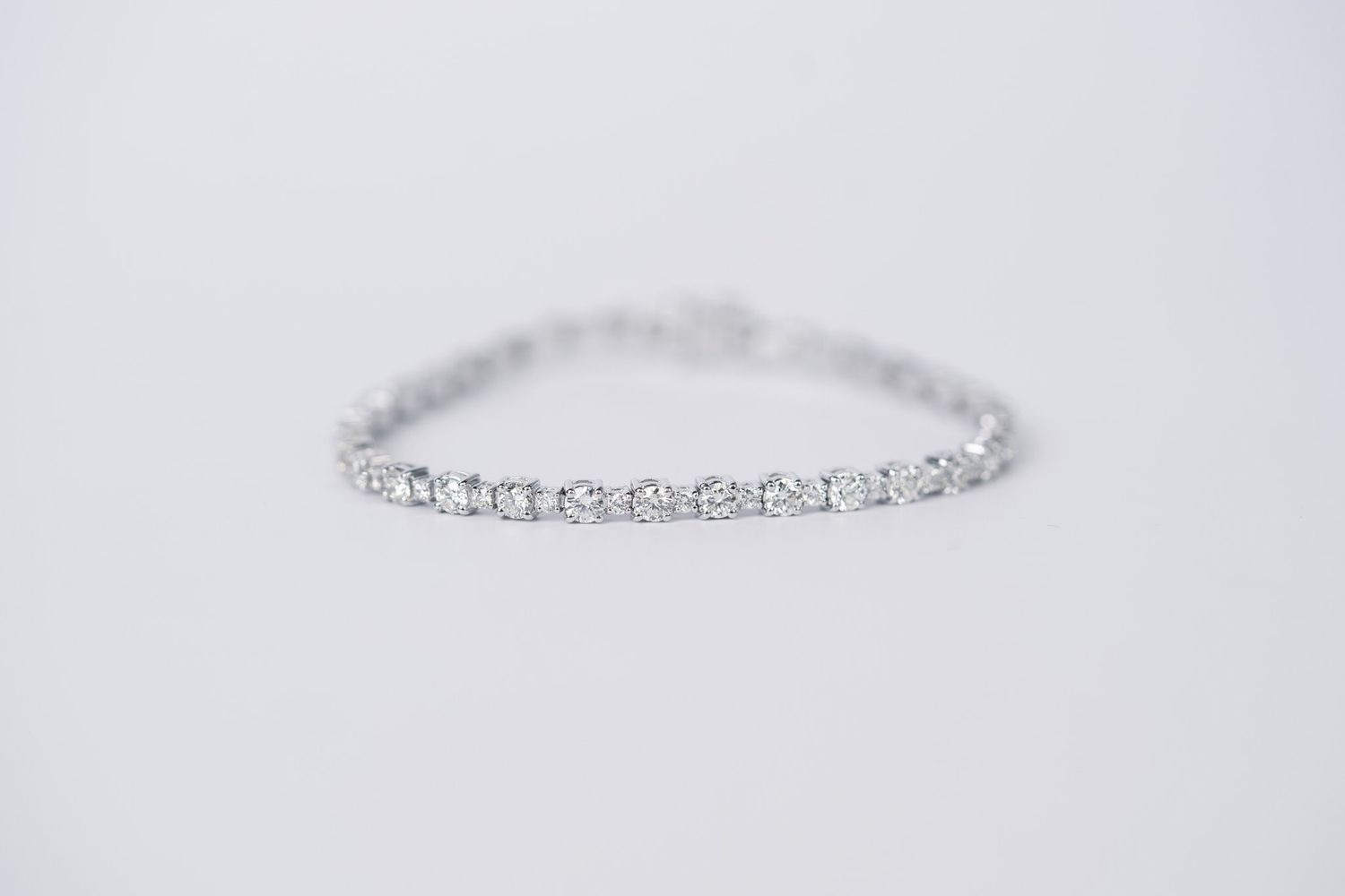 NTPT- 14KW 10.09g 4.30ctw Diamond Fashion Tennis Bracelet 7&quot;