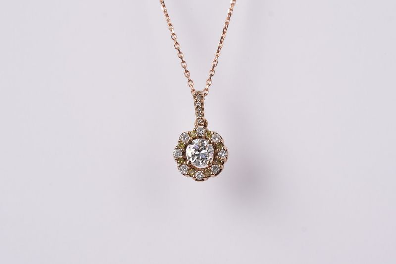 VATT- 14KR 3.40g 1.10ctw (.65ctr) H/SI1 Diamond Halo Pendant 18&quot;