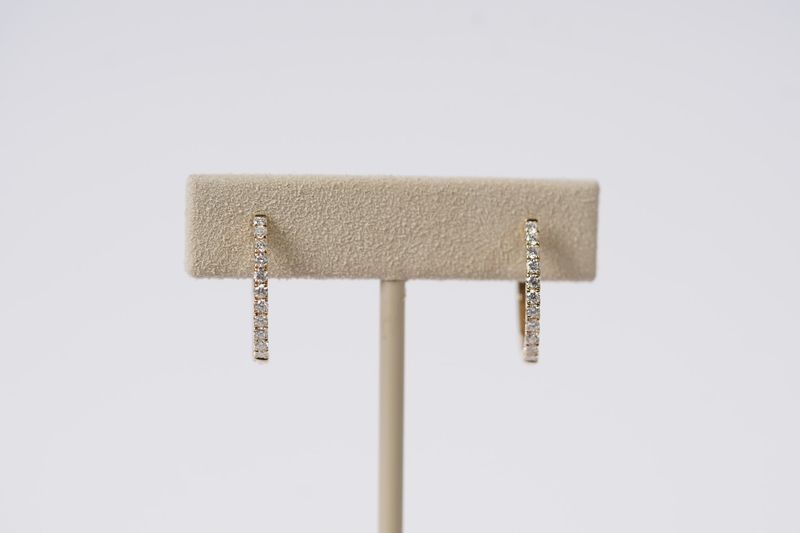 DTTX- 14KY 2.06g .35ctw Diamond Hoop Earrings