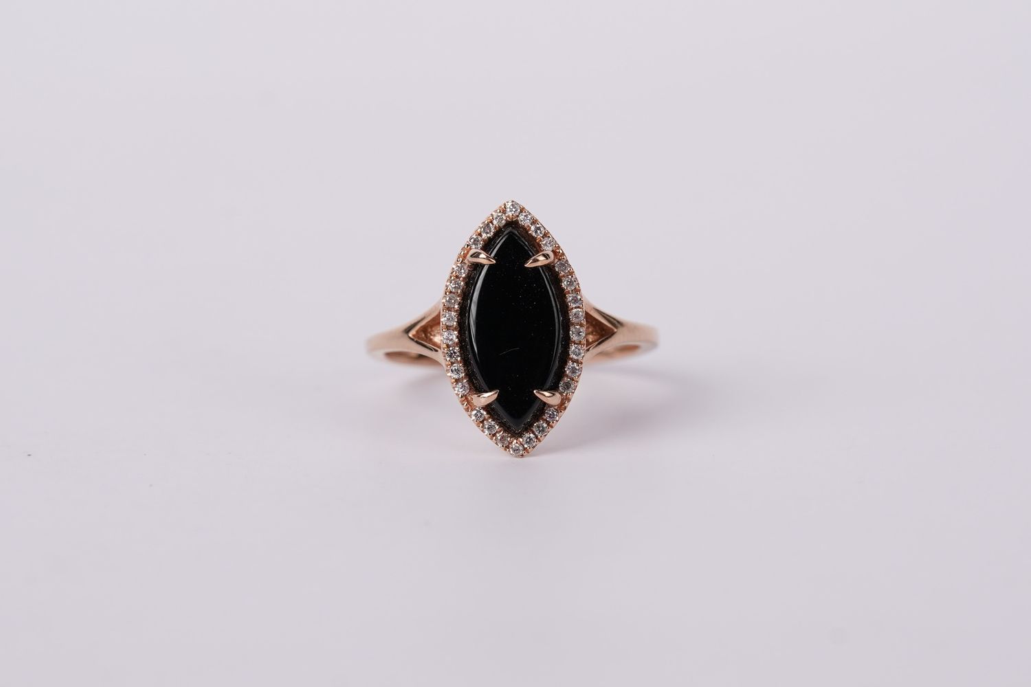 14KR 3.0g .15ctw Diamond &amp; Onyx Halo Ring (size 7)