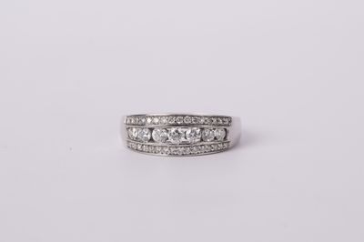 DETX- 14KWG 5.42g 1.30ctw Diamond Fashion Ring (size 11)