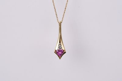 DTTX- 14KY 3.22g .63ctw Sapphire &amp; Diamond Fashion Pendant 18&quot;