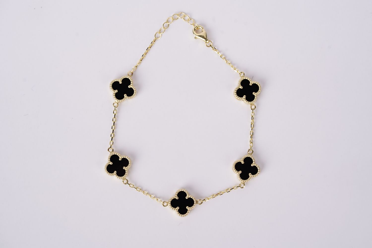 AAT- 14KY 4.00g Black Onyx Alhambra Bracelet 8&quot;