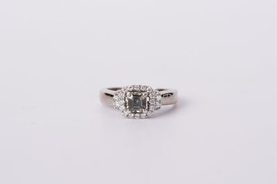 ETTX- 18KW 4.06g 1.03ctw (.58ctr) Sapphire &amp; Diamond Halo Fashion Ring (size 5.75)
