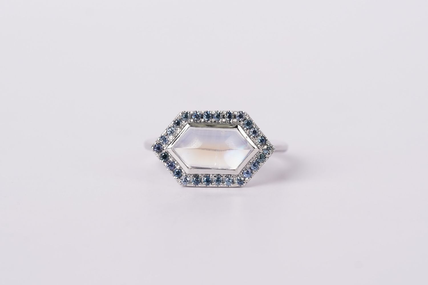 DITX- 14KW 4.2g 2.49ctw (2.16ctr) Moonstone &amp; Sapphire Halo Fashion Ring (size 6.75)
