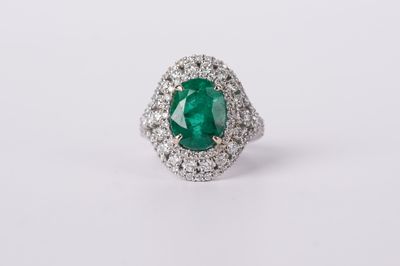 NIDT- 18KW 9.8g 6.63ctw (4.93ctr) Oval Cut Emerald &amp; Diamond Halo Fashion Ring (size 7)