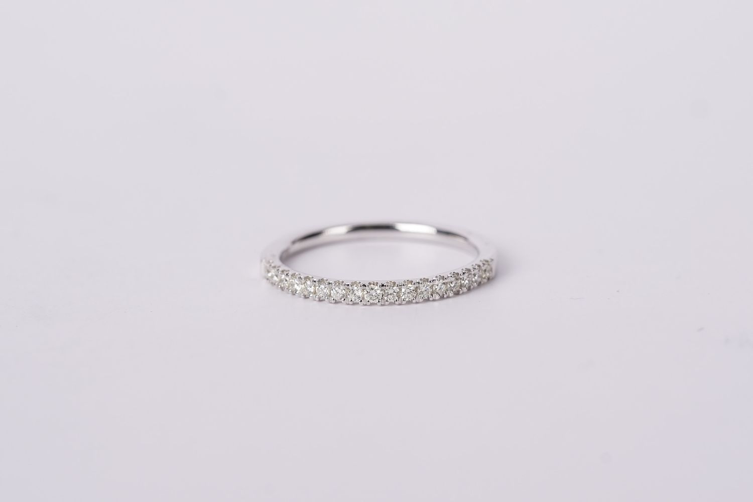 ALE- 14KW 1.60g .19ctw Diamond U-Prong Stackable Ban (size 6.5)
