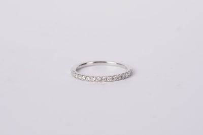 NNT- 14KW 1.4g .25ctw Diamond U Prong Stackable Band (size 6.5)