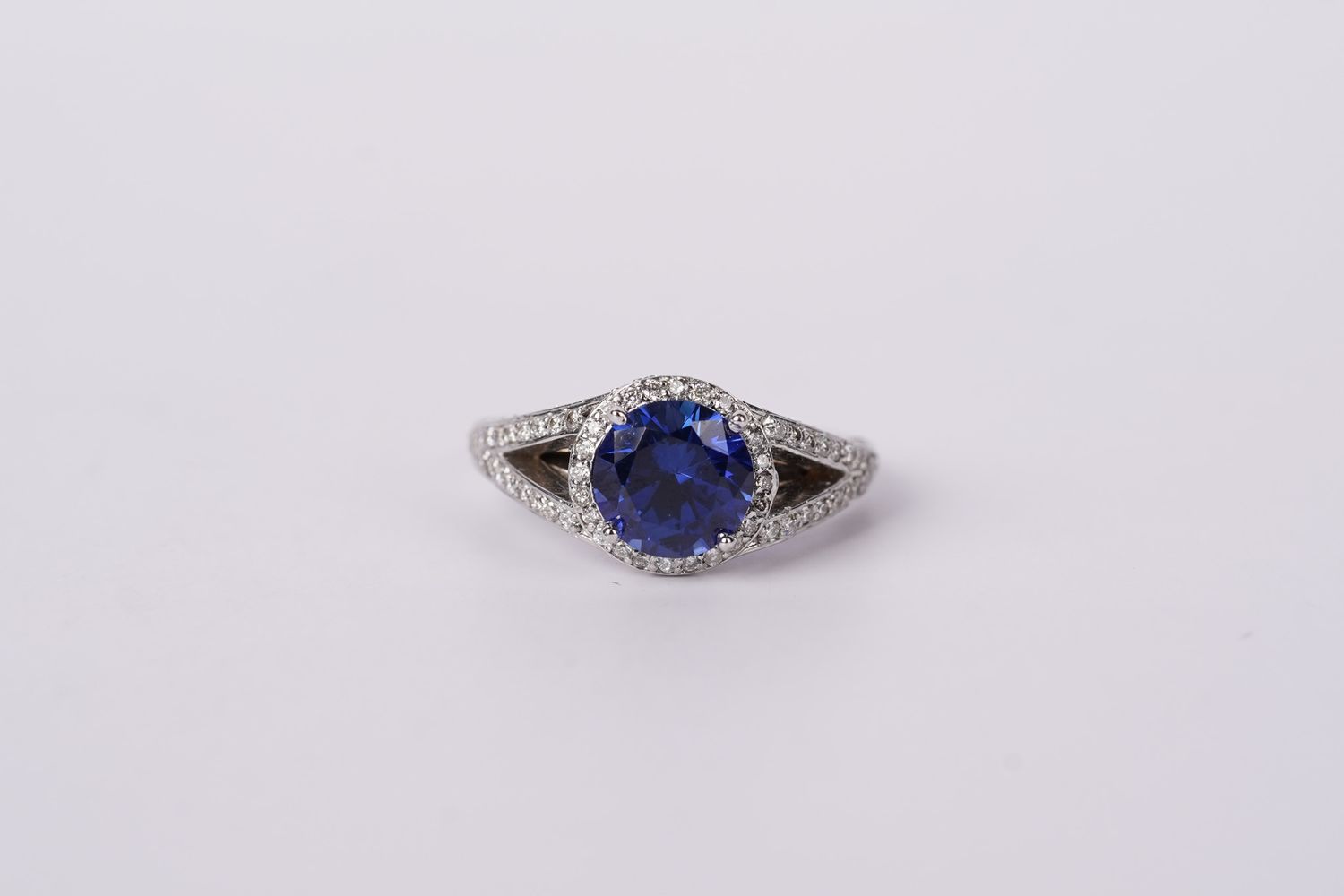 VRET- 14KW 5.19g 2.85ctw (2.05ctr) Sapphire &amp; Diamond Halo Fashion Ring (size 6)