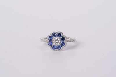 VBTT- 18KW 4.11g .43ctw Diamond .88ctw Blue Sapphire Fashion Ring (size 6.5)