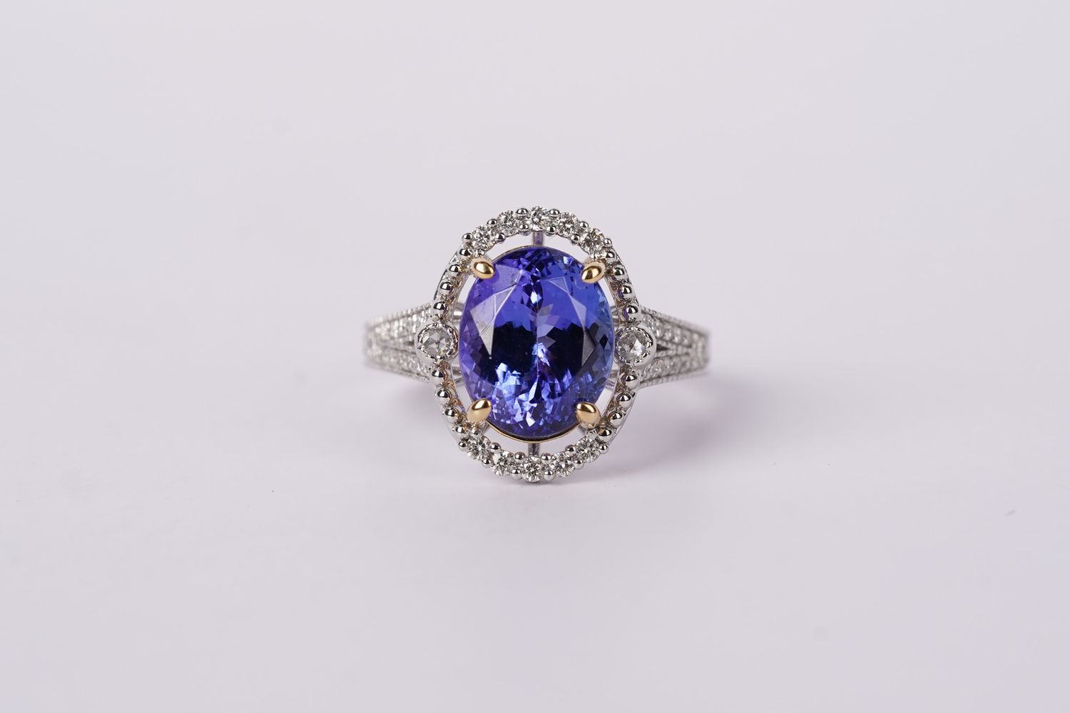 VRTT- Platinum 8.70g 5.17ctw (4.68ctr) Tanzanite &amp; Diamond Fashion Halo Ring (size 7)