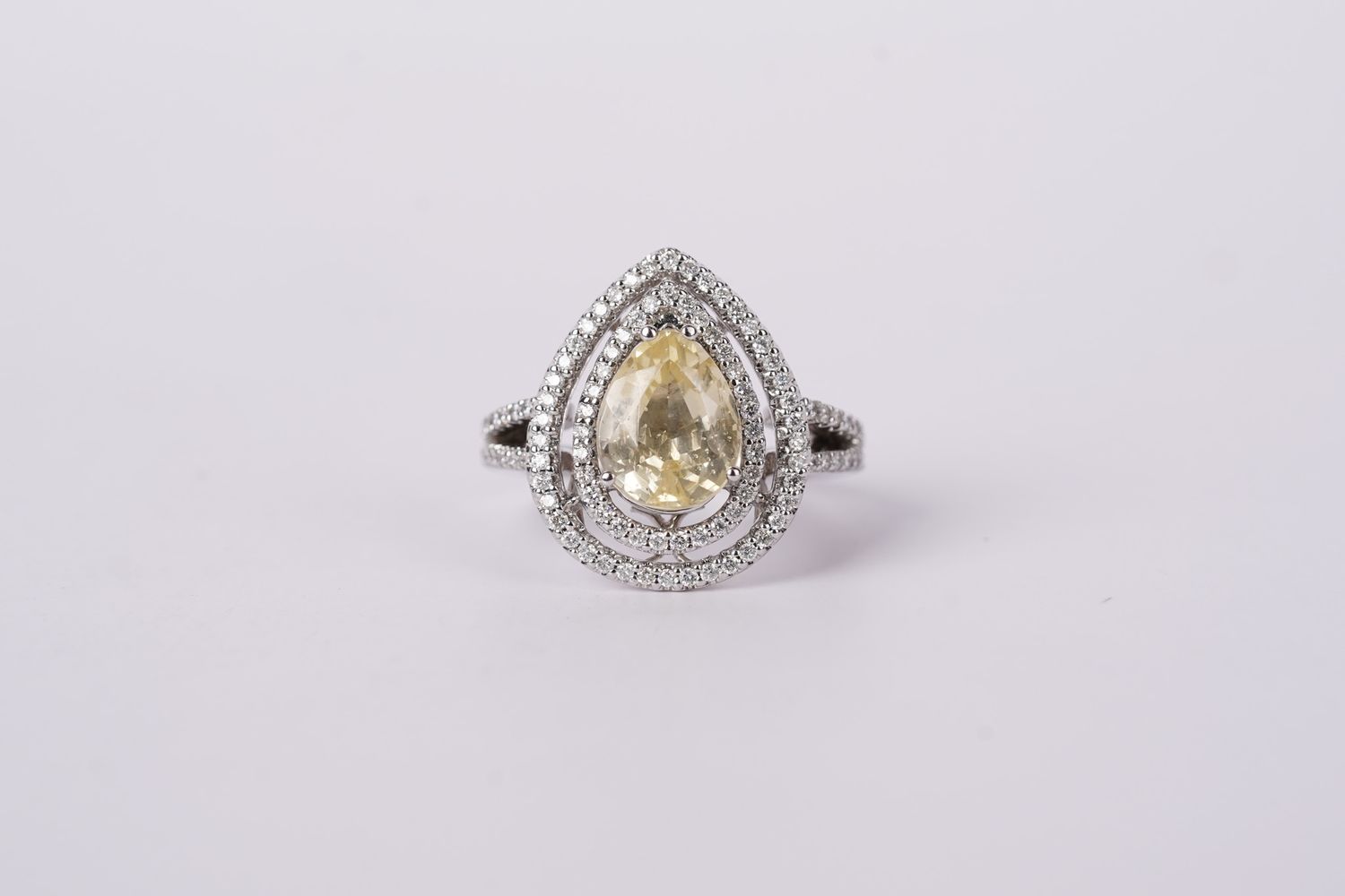 VATT- 14KW 6.89g 3.82ctw (3.27ctr) Sapphire &amp; Diamond Double Halo Fashion Ring (size 6)