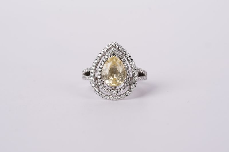 VATT- 14KW 6.89g 3.82ctw (3.27ctr) Sapphire &amp; Diamond Double Halo Fashion Ring (size 6)