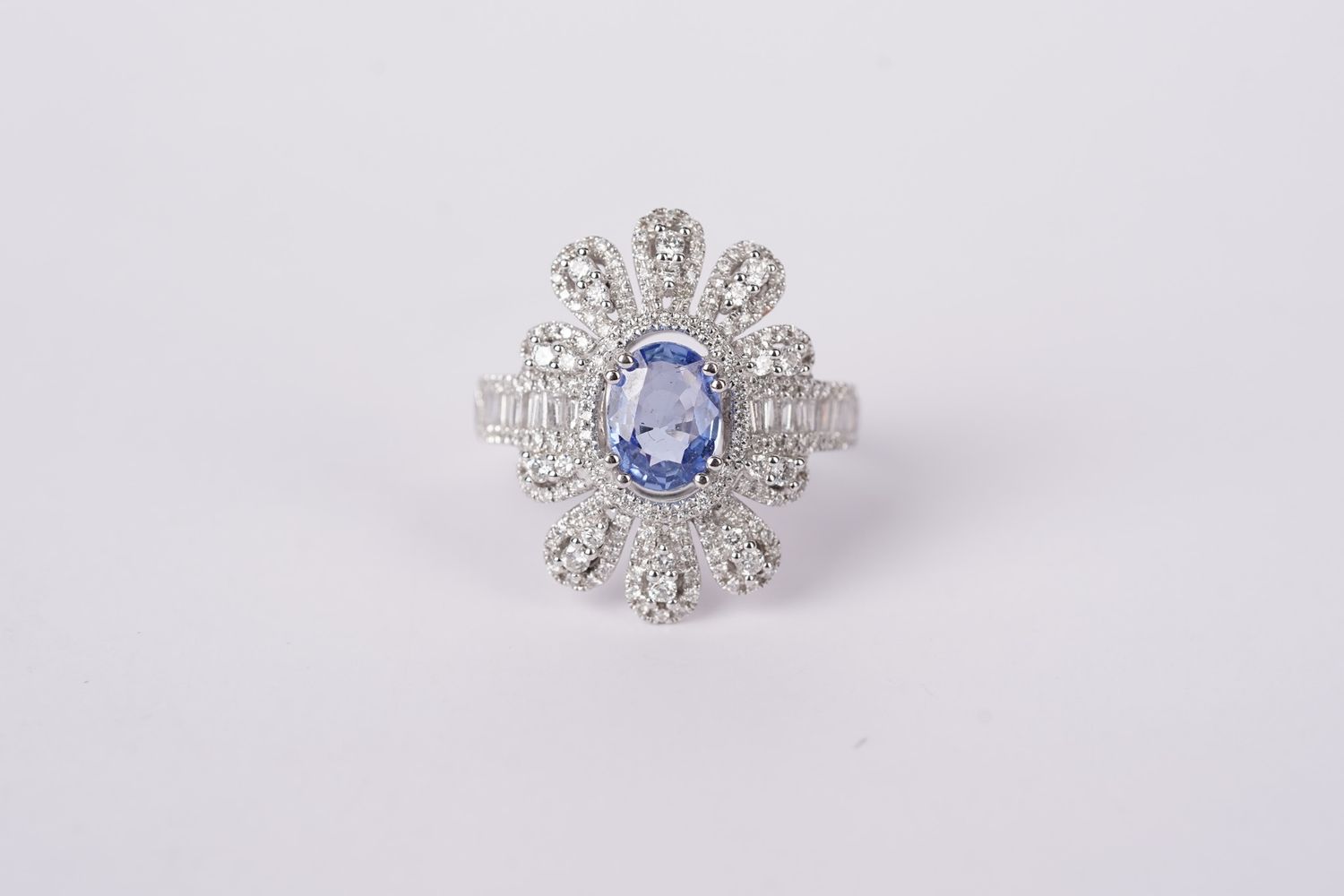 14KW 5.9g 2.35ctw (1.25ctr) Sapphire &amp; Diamond Fashion Ring (size 7)