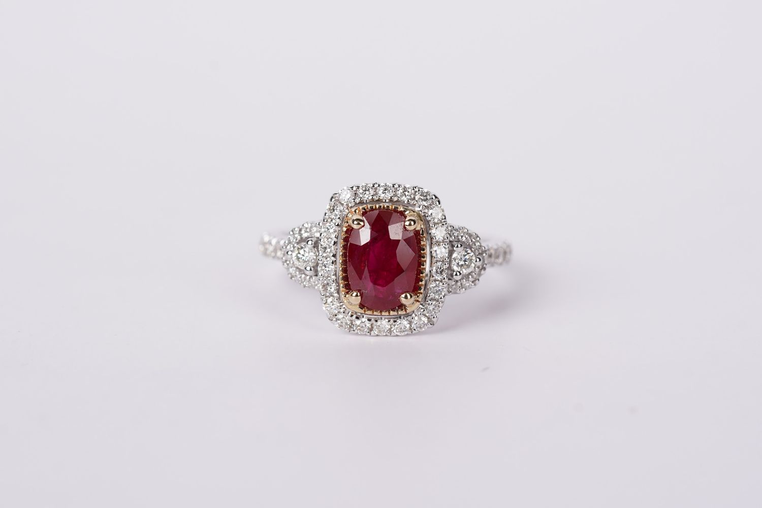 BLL- 14KWY 4.82g .52ctw Diamond 1.60ct Oval Ruby Fashion Ring (size 7)