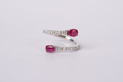 NAA-14KW 2.7g 1.15ctw Ruby &amp; Diamond Bypass Ring (size 7)