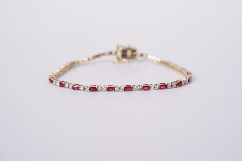 VNTT- 14KY 7.92g 4.14ctw Ruby &amp; Diamond Tennis Bracelet 7.75&quot;
