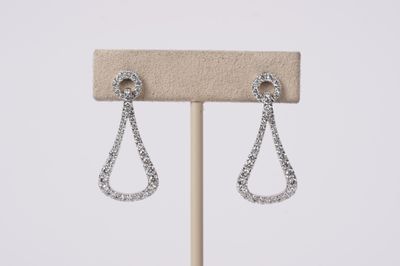VATT- Platinum 6.78g 1.60ctw Diamond Dangle Earrings