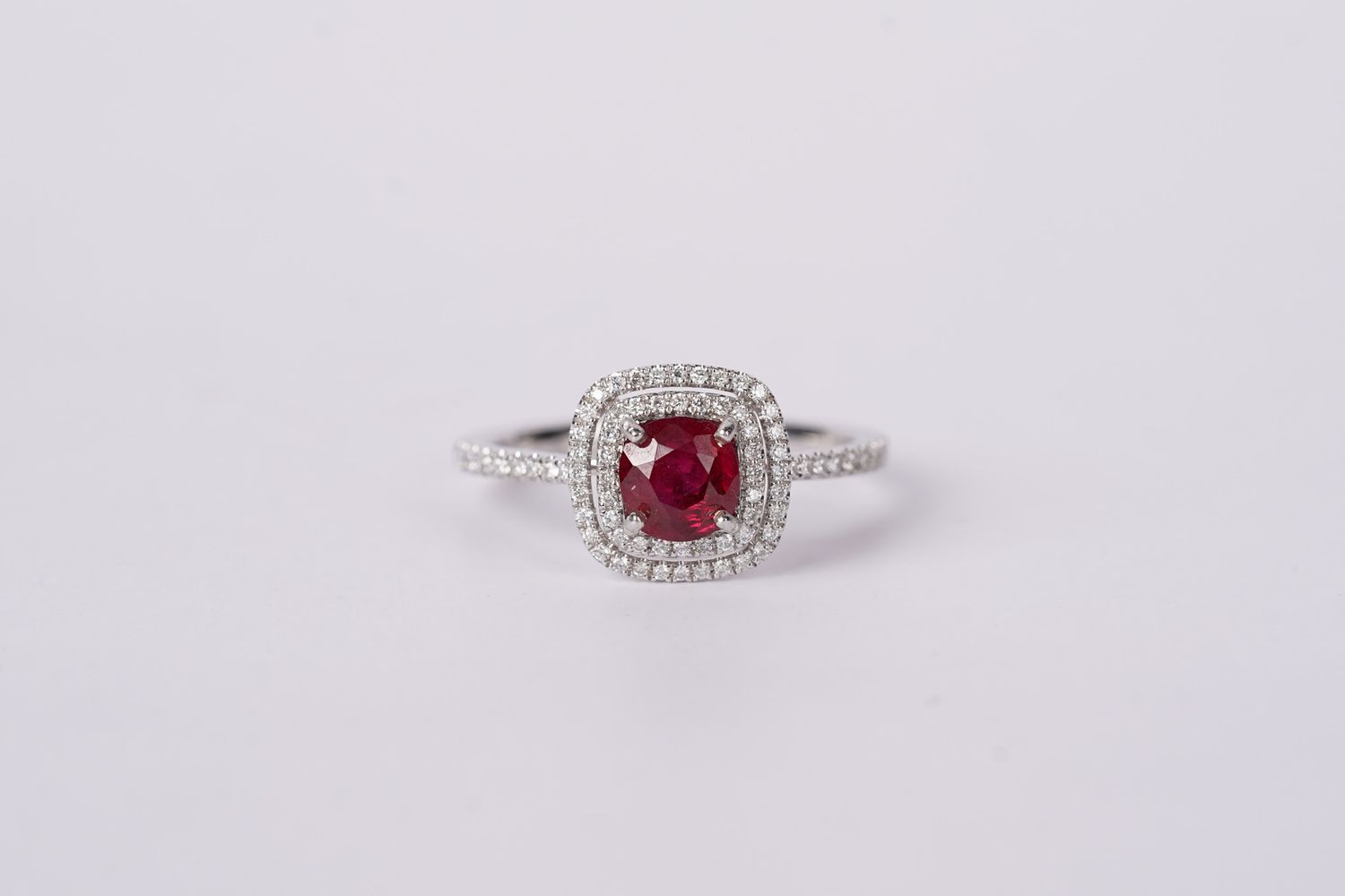 VTPT- 18KW 2.92g 1.28ctw (1.02ctr) Mozambique Ruby &amp; Diamond Fashion Ring (size 7)