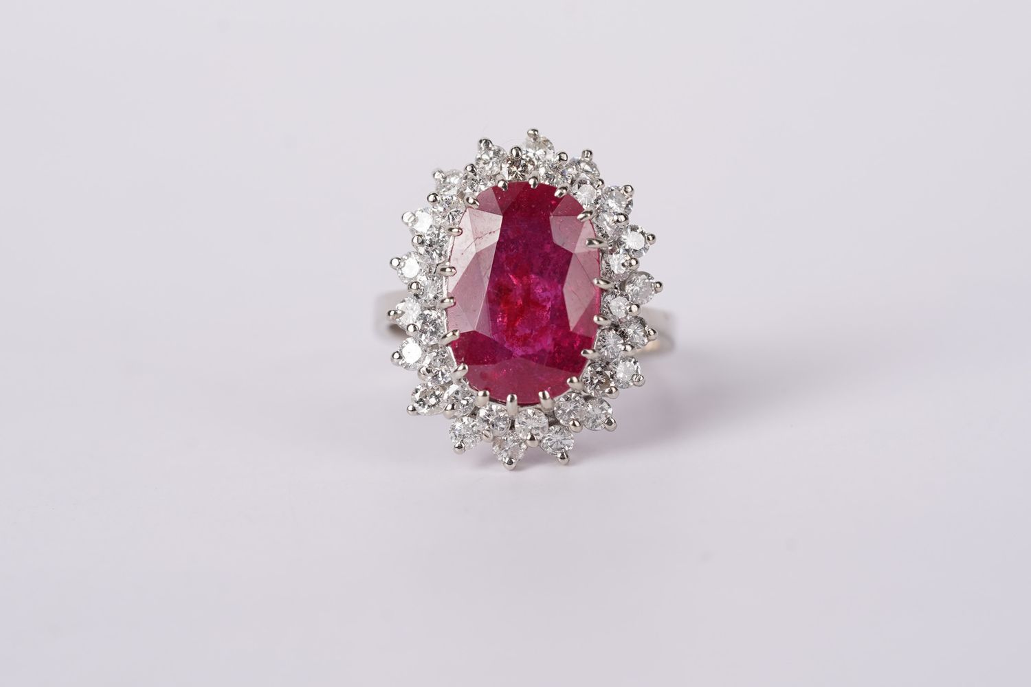 VATT- 14KW 7.59g 6.34ctw (4.90ctr) Ruby &amp; Diamond Fashion Ring (size 7)