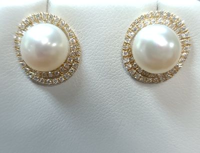 RTTX- 14KY 5.20g 9.5mm .70ctw Diamond &amp; Pearl Halo Stud Earrings