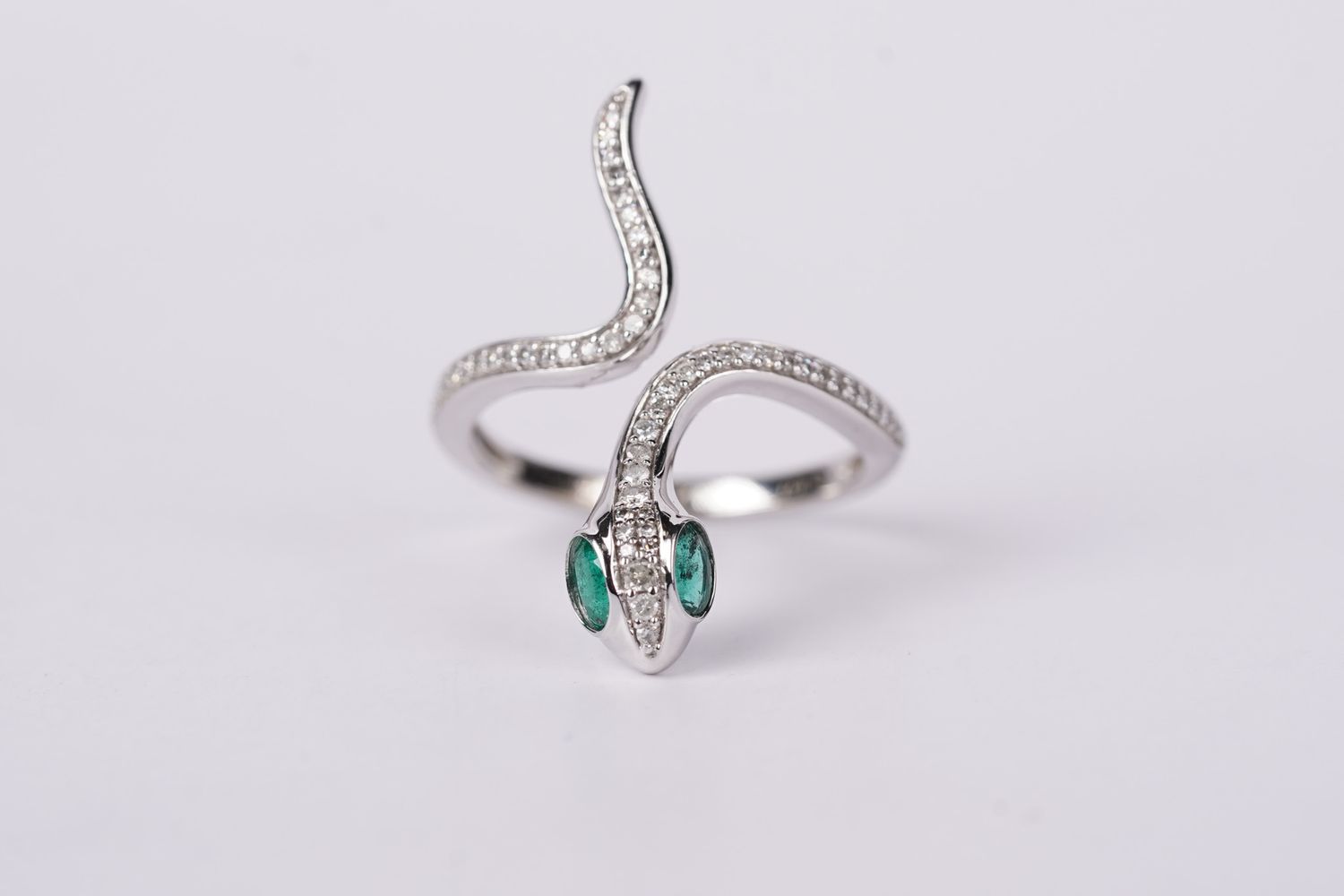 DNAX- 14KW 3.50g .56ctw Emerald &amp; Diamond Snake Ring (size 7)