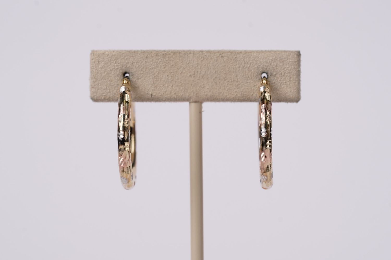 BDX- 10K 1.54g 25x3mm Tri-Tone Gold Hoop Earrings