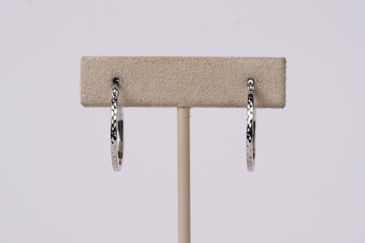 NEX- 10KW .72g 20x1.5mm Gold Hoop Earrings