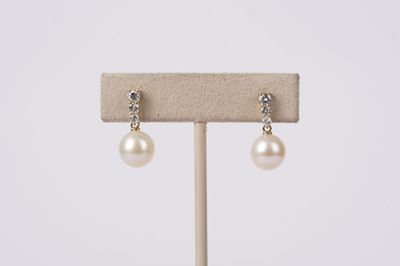 DNNX- 14KY 3.40g .52ctw Diamond &amp; 9mm Pearl Dangle Earrings