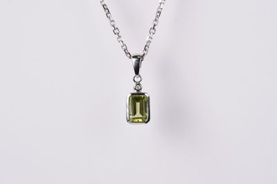 ANN- 10KW 4.37g 1.01ctw Peridot &amp; Diamond Bezel Set Necklace 20&quot;