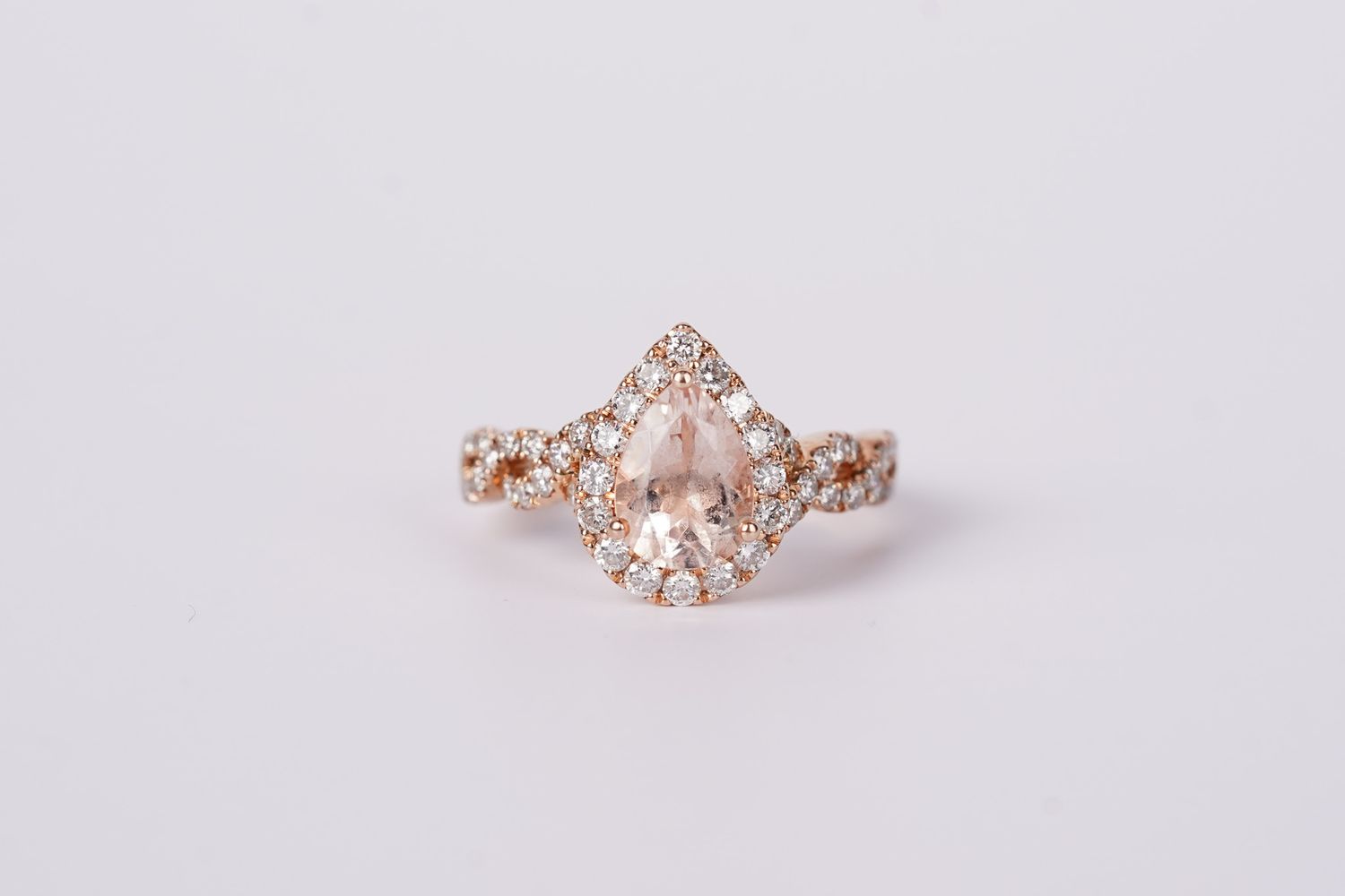 IET- 14KR 5.05g 2.00ctw (1.30ctr) Morganite &amp; Diamond Neil Lane Ring (size 6.75)