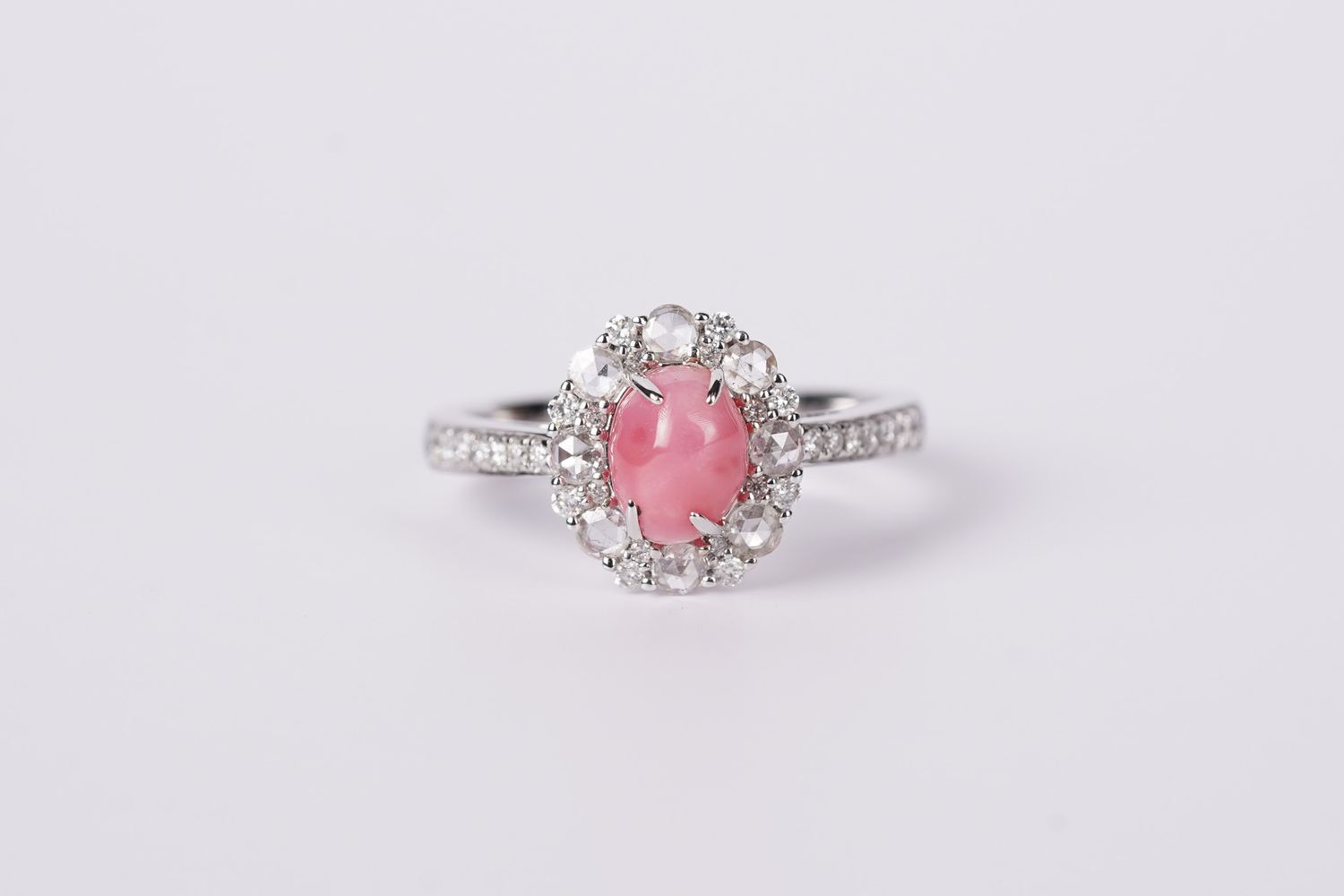 VLET-14KW 3.2g 2.22ctw (1.77ctr) Conch Pearl &amp; Diamond Halo Ring (size 7)